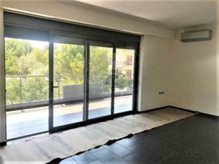 Διαμέρισμα στην Άνω Πεύκη 80 τ.μ.