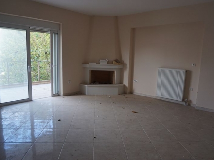 Διαμέρισμα Άγιος Στέφανος 82τ.μ.