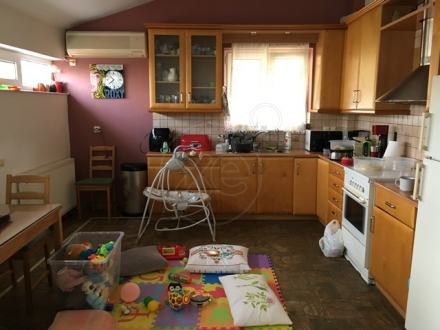 Μεζονέτα Χαλάνδρι 200τ.μ.