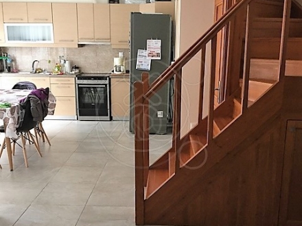 Μεζονέτα Χαλάνδρι 74τ.μ.