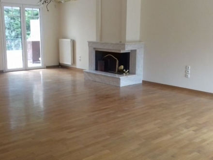 Μεζονέτα Μαρούσι 230τ.μ.