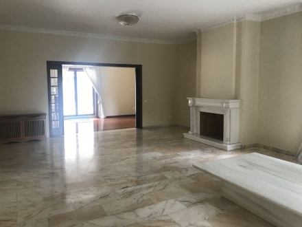 Οροφοδιαμέρισμα Εκάλη 275τ.μ.