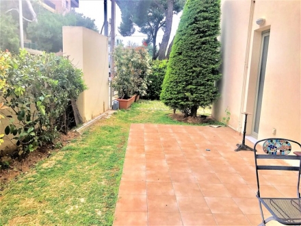 Διαμέρισμα Μαρούσι,Όριο Βριλήσσια,100 τ.μ.